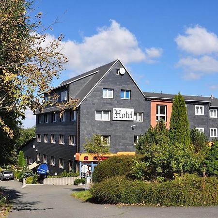 Hotel An Der Alten Porzelline ノイウハウス・アム・レンヴェーク エクステリア 写真