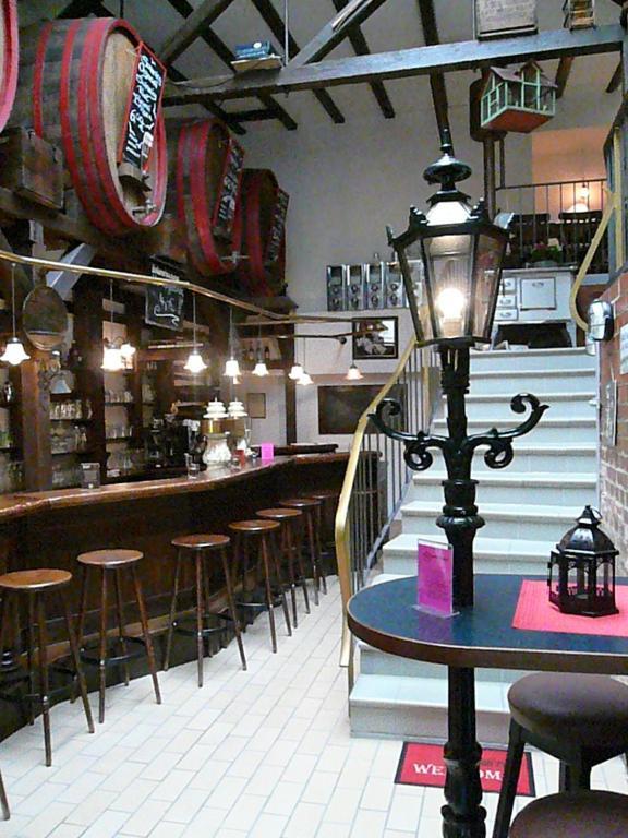 Hotel An Der Alten Porzelline ノイウハウス・アム・レンヴェーク エクステリア 写真